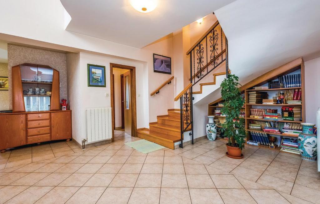 Lux Apartman Leo Apartment Kostrena Bagian luar foto